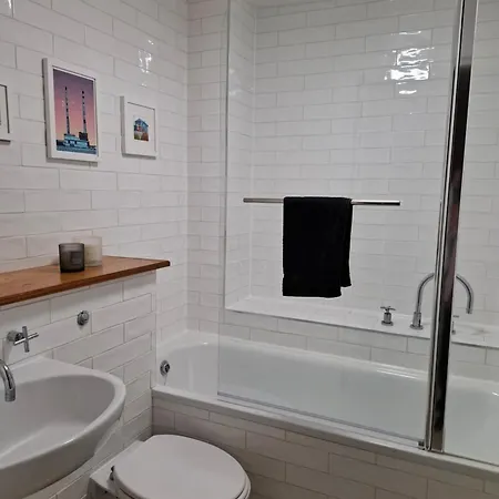 Salt Air Lights * 都柏林